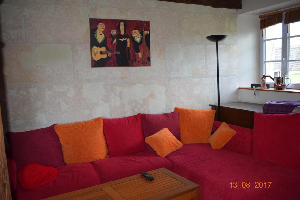 Bed and Breakfast Au calme Houssay  Exterior foto
